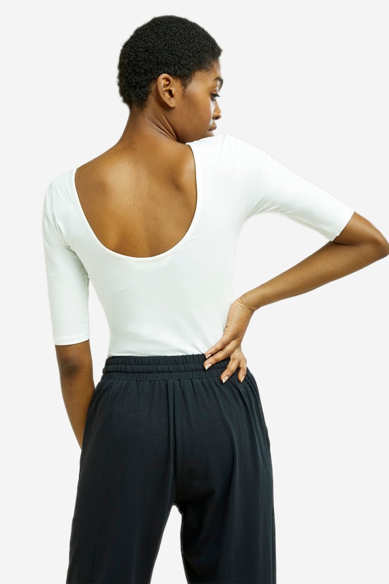 bodysuit nicole vit modell byxor bakifrån