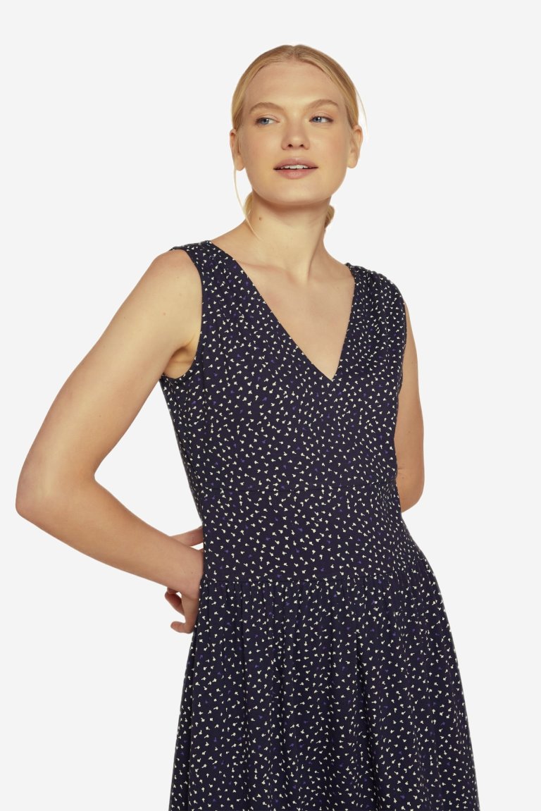 klänning robyn leafprint marinblå modell