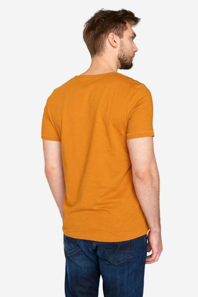 ekologisk t-shirt sengångare spice gul modell bakifrån