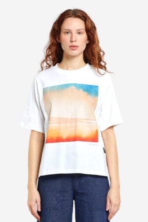 ekologisk t-shirt stina warm sky vadstena vit modell