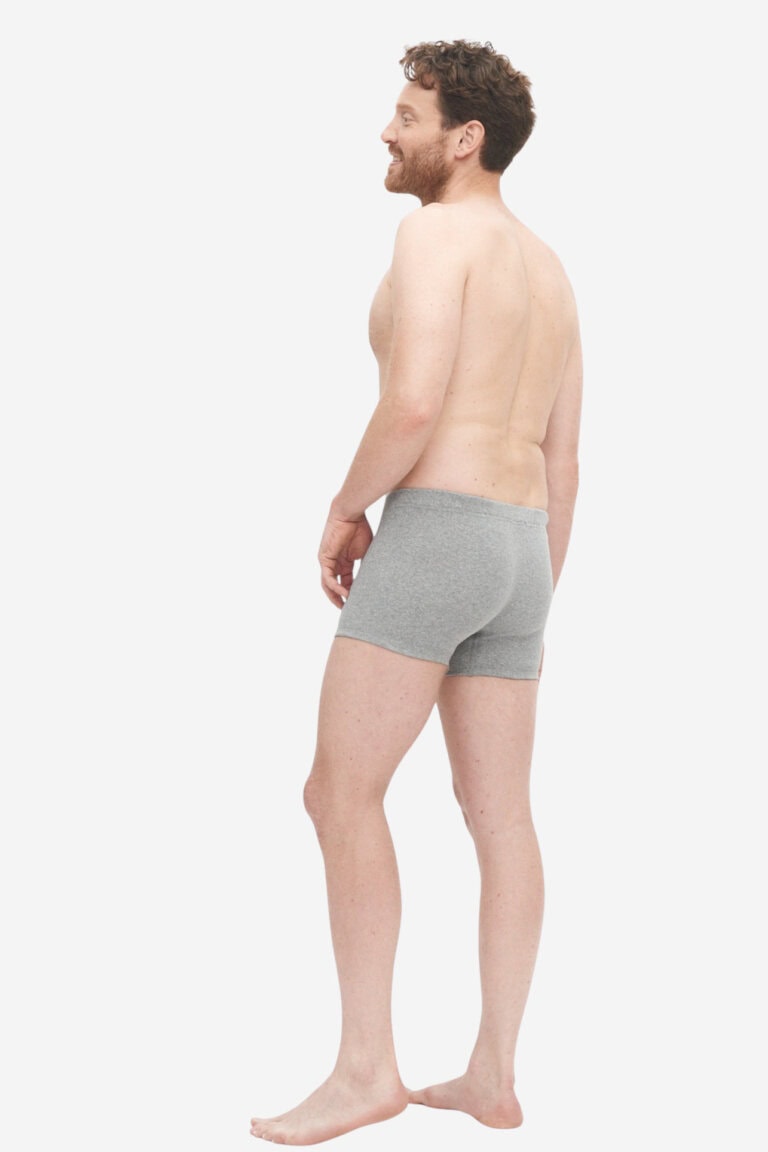 ekologiska kalsonger boxer magnus gråmelerad modell bakifrån