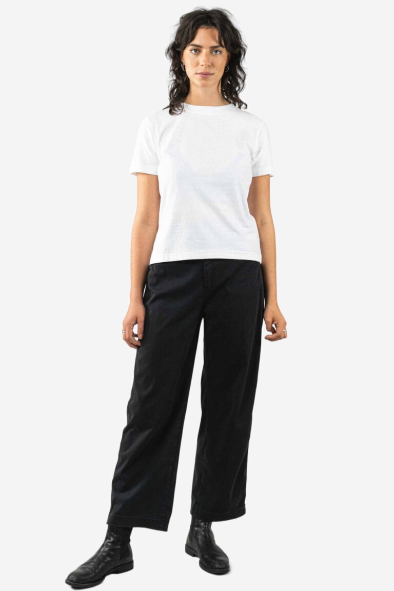 ekologisk t-shirt dam khira vit modell helbild