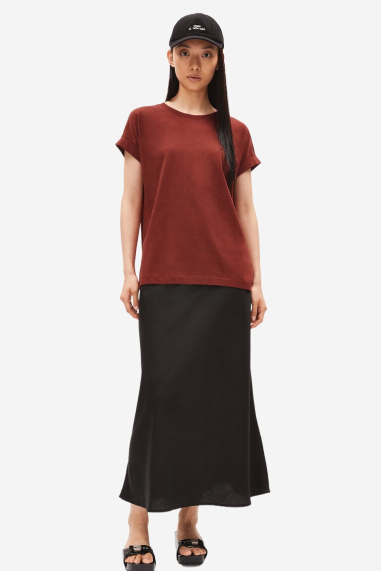 ekologisk topp idaara vinröd modell helbild