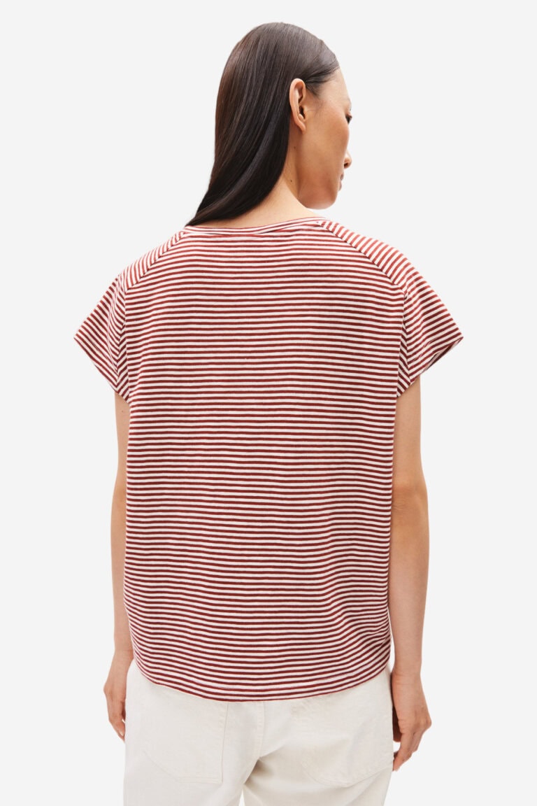 ekologisk topp oneliaa finrandig vinröd modell bakifrån