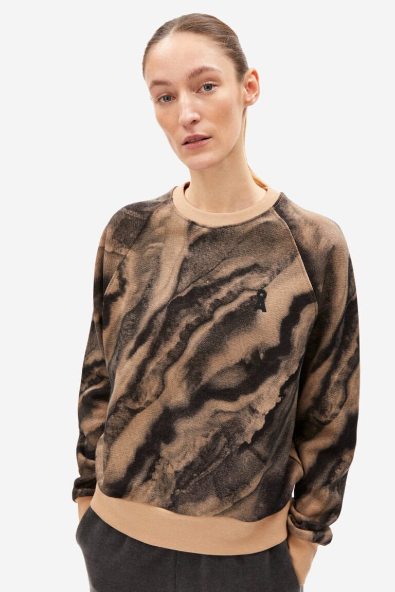 ekologisk sweatshirt tröja dam giovaraa earth abstrakt brun modell