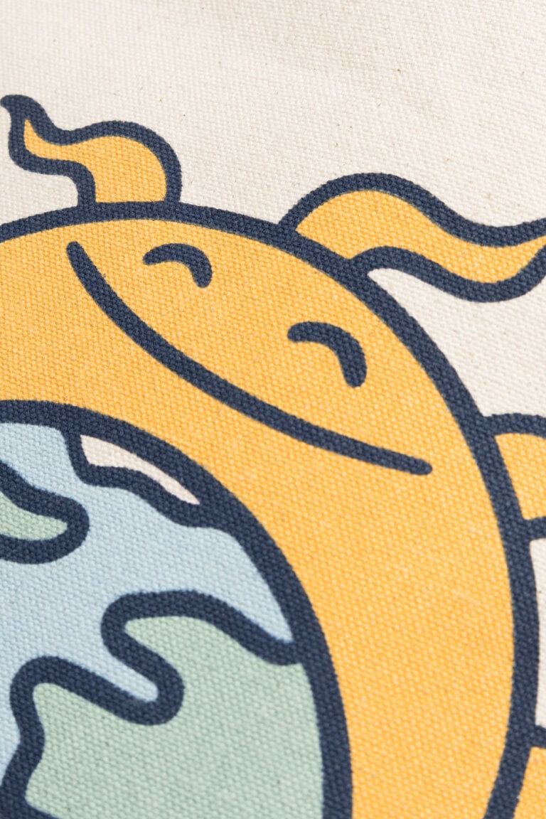 ekologisk tygkasse dedicated sun torekov vit tryck