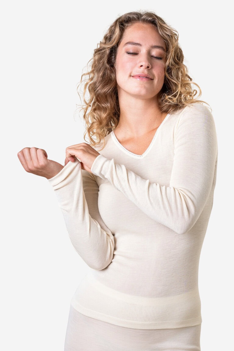 ekologisk undertröja ull/silke felicia naturvit modell armar