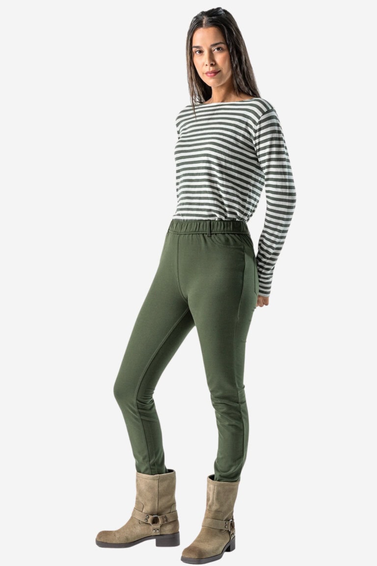 ekologiska treggings denise khakigrön modell sidan