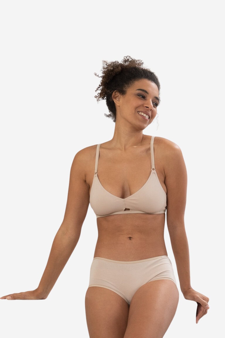 ekologiska trosor cindy beige modell helbild