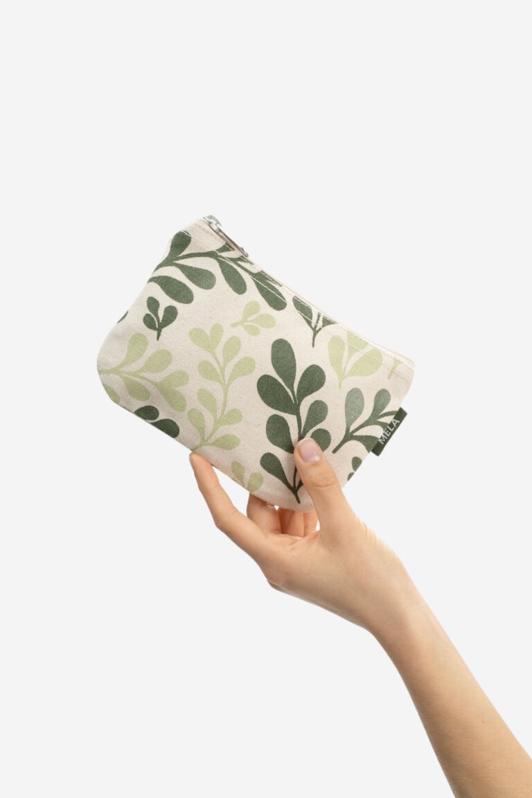 ekologisk-liten-necessar-gront-bladtryck-modell