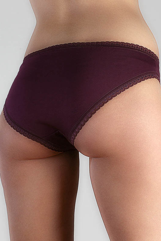 ekologiska-trosor-lag-midja-spets-aubergine-modell-bakifran ekologiska-trosor-lag-midja-spets-aubergine-modell-bakifran