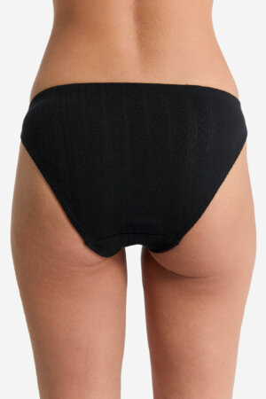 ekologiska-trosor-lag-modell-jacquard-100-bomull-svart-modell-bakifran