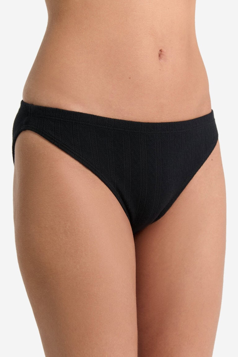 ekologiska-trosor-lag-modell-jacquard-100-bomull-svart-modell-sidan ekologiska-trosor-lag-modell-jacquard-100-bomull-svart-modell-sidan