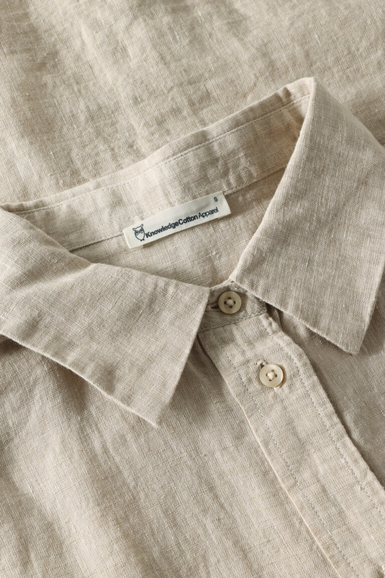 ekologisk-linneskjorta-rymlig-dam-beige-melerad-narbild