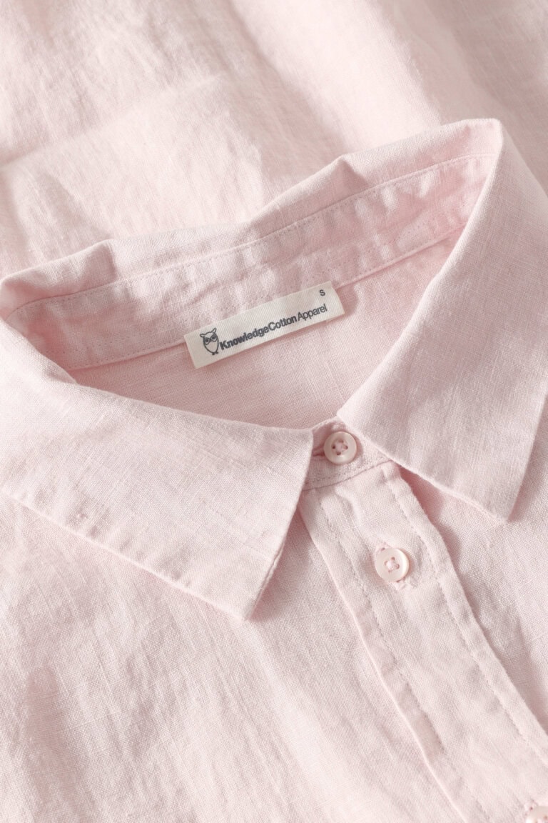 ekologisk-linneskjorta-rymlig-dam-blekrosa-narbild