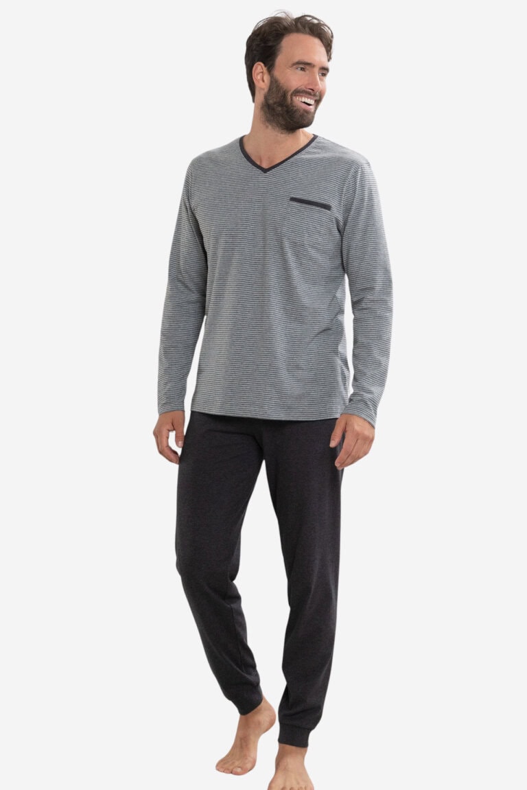 ekologisk-pyjamas-herr-colin-gra-modell-helbild2