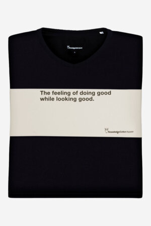 ekologisk basic t-shirt v-neck svart 3-pack förpackning